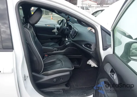 2025 Chrysler Pacifica Limited from USA, damaged, VIN 2C4RC1GG2SR520409